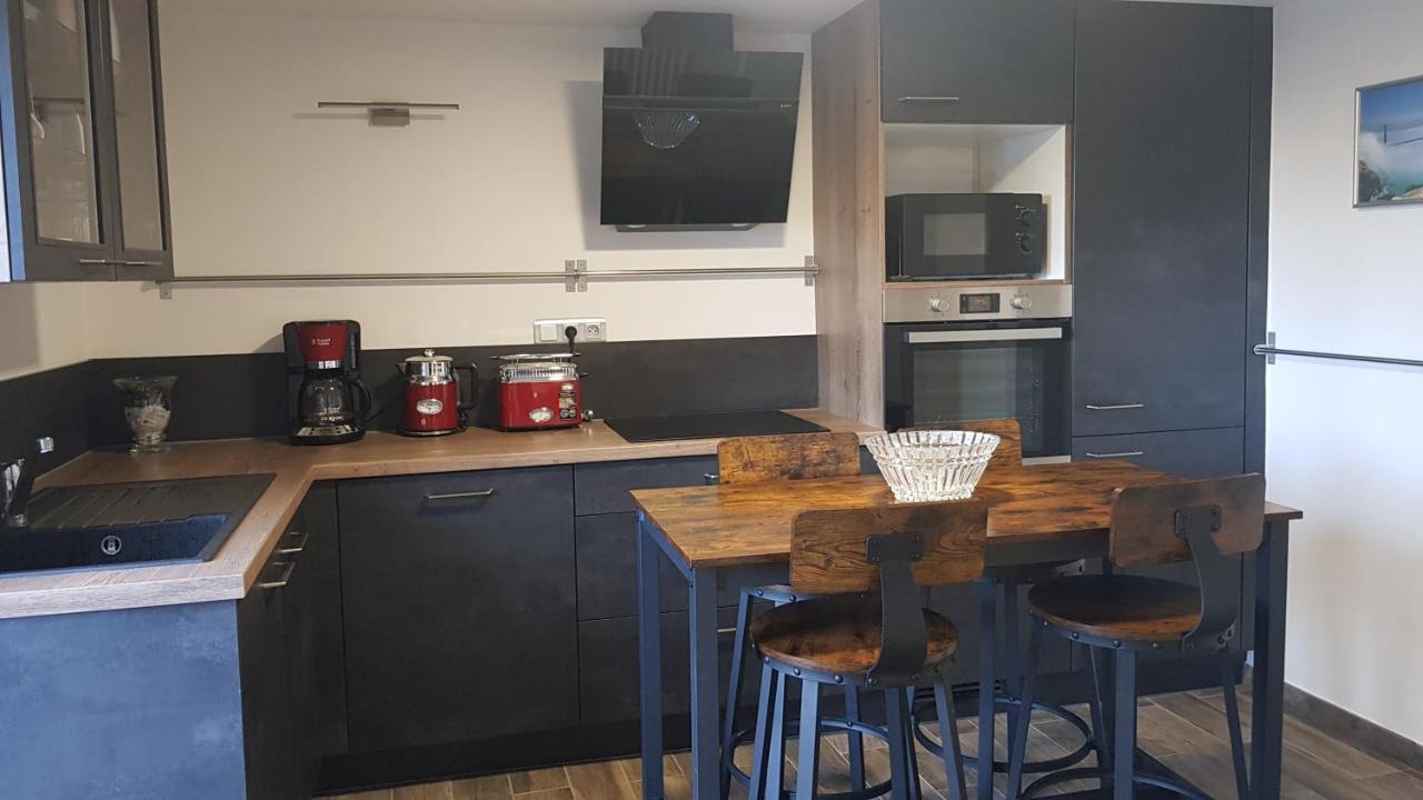 Suite Deluxe, Voyages D'Affaires. Saint-Nazaire  Exterior photo